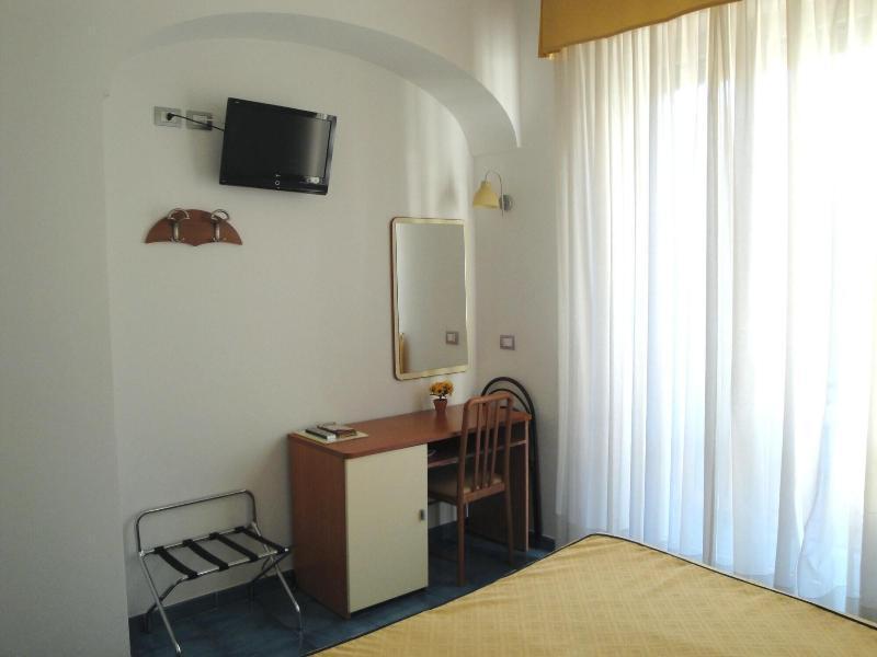 Meuble Casa Mannini Rooms Maiori Dış mekan fotoğraf
